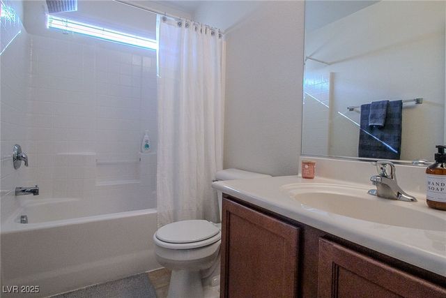 10111 Aspen Rose Street 101, Las Vegas, NV 89183