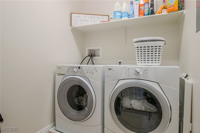 10111 Aspen Rose Street 101, Las Vegas, NV 89183