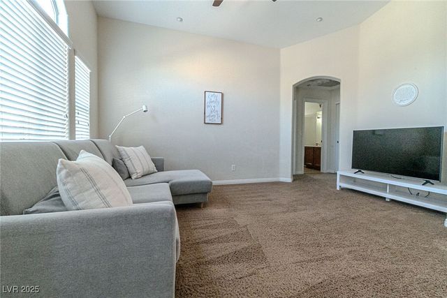 10111 Aspen Rose Street 101, Las Vegas, NV 89183