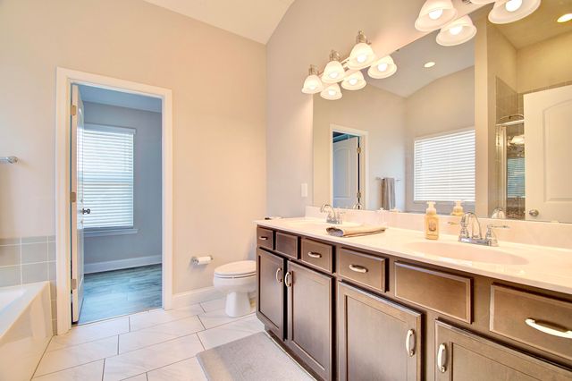 2240 Daybloom Court, Hebron, KY 41048