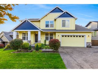 16375 Oak Valley Dr, Oregon City, OR 97045
