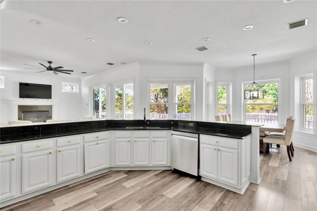 10548 BROADLAND PASS, Thonotosassa, FL 33592