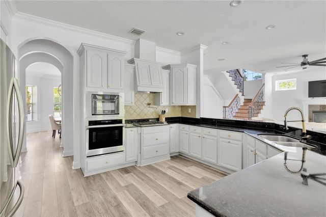 10548 BROADLAND PASS, Thonotosassa, FL 33592