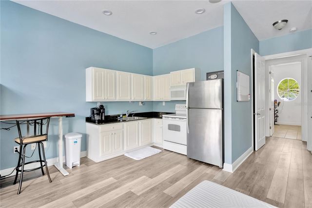 10548 BROADLAND PASS, Thonotosassa, FL 33592