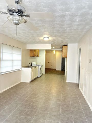 4418 Ludwig Lane, Stafford, TX 77477