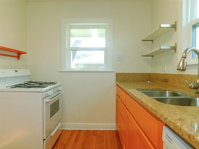 901 Gregg Street, Denton, TX 76201