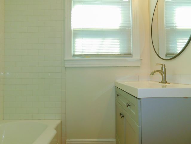 901 Gregg Street, Denton, TX 76201