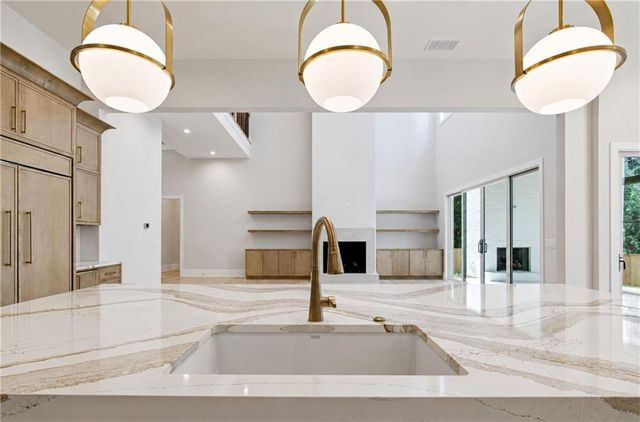 205 Shady Grove Lane, Alpharetta, GA 30009