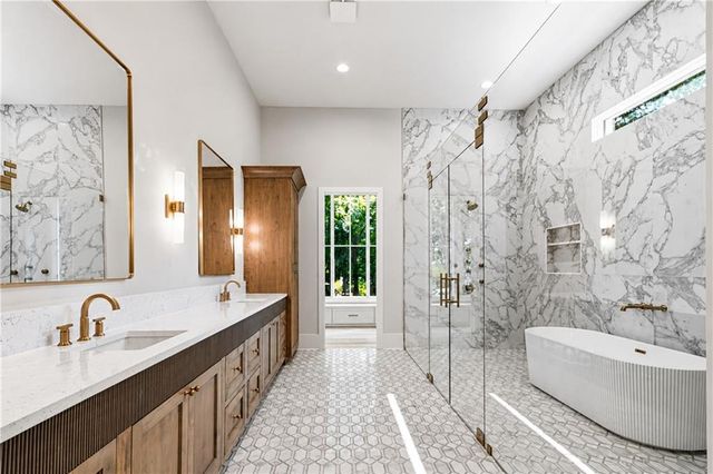 205 Shady Grove Lane, Alpharetta, GA 30009