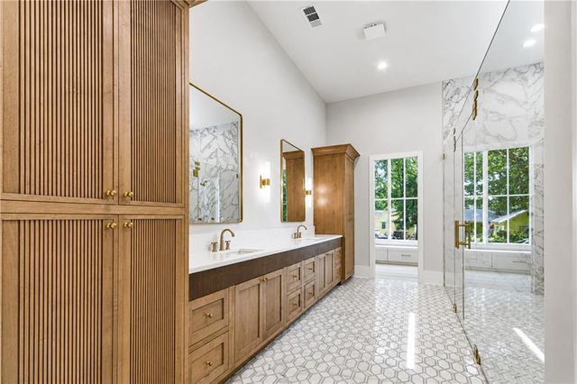205 Shady Grove Lane, Alpharetta, GA 30009