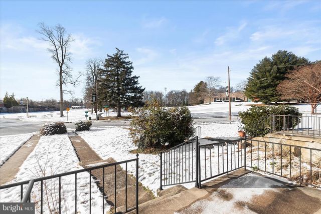 1945 EDGEWOOD RD, Towson, MD 21286