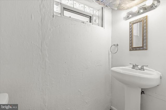 1945 EDGEWOOD RD, Towson, MD 21286