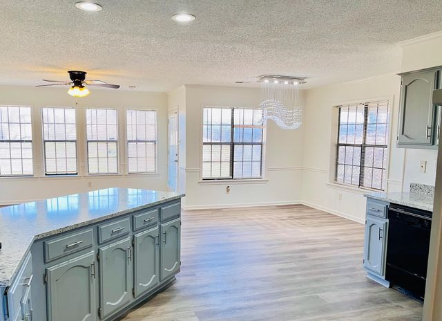 6644 BRIGHT STAR LN, Bartlett, TN 38134