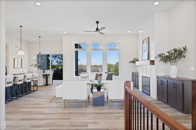 5201 BUTTER CUP DR, Columbia, MO 65203