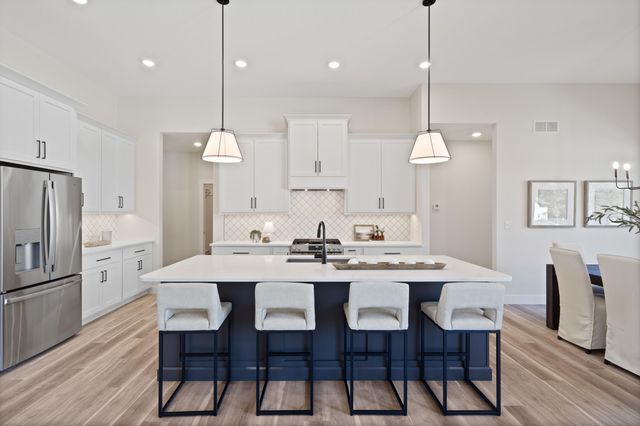 5201 BUTTER CUP DR, Columbia, MO 65203