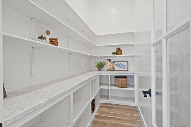 5201 BUTTER CUP DR, Columbia, MO 65203