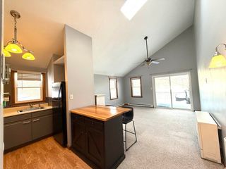 21 Plaza Village Road, Plymouth, NH 03264