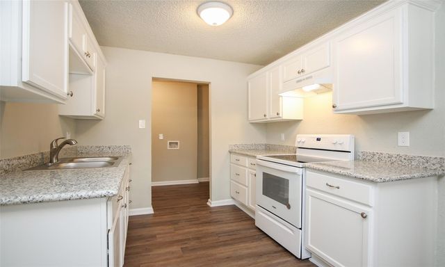 6110 Glen Lee Drive, Humble, TX 77396