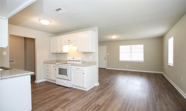 6110 Glen Lee Drive, Humble, TX 77396