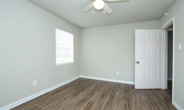 6110 Glen Lee Drive, Humble, TX 77396