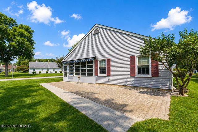 19 Deer Run Lane, Brick, NJ 08724