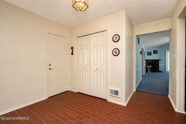 19 Deer Run Lane, Brick, NJ 08724