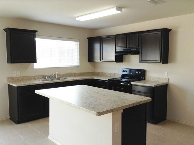 1413 S Raven Drive, Sherman, TX 75092