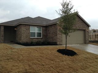 1413 S Raven Drive, Sherman, TX 75092