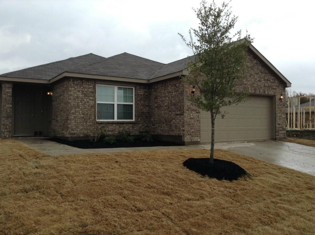 1413 S Raven Drive, Sherman, TX 75092