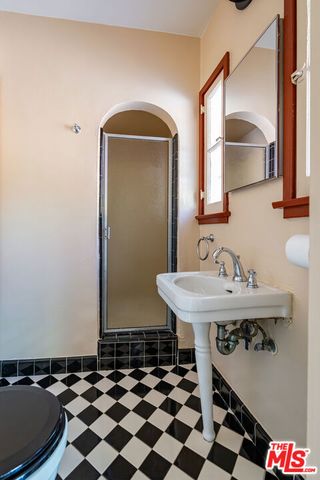 2005 Holmby Avenue, Los Angeles, CA 90025