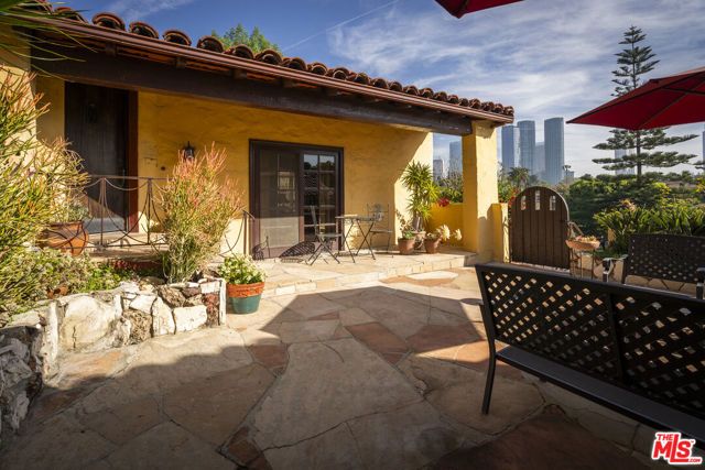 2005 Holmby Avenue, Los Angeles, CA 90025