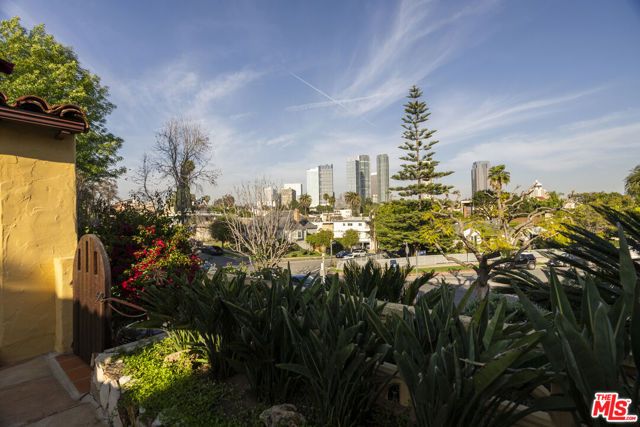 2005 Holmby Avenue, Los Angeles, CA 90025