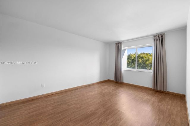 7701 Camino Real A-419, Miami, FL 33143