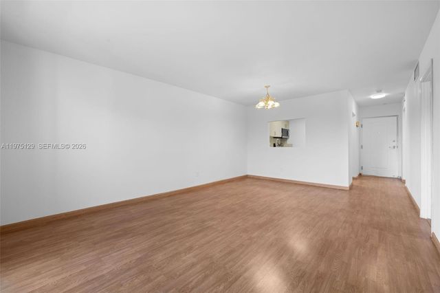 7701 Camino Real A-419, Miami, FL 33143