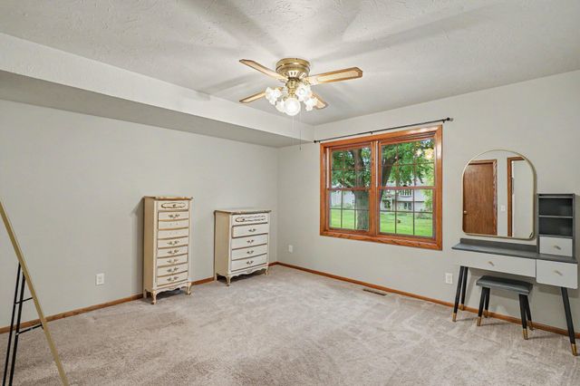 7778 Glenda Court, Apple Valley, MN 55107