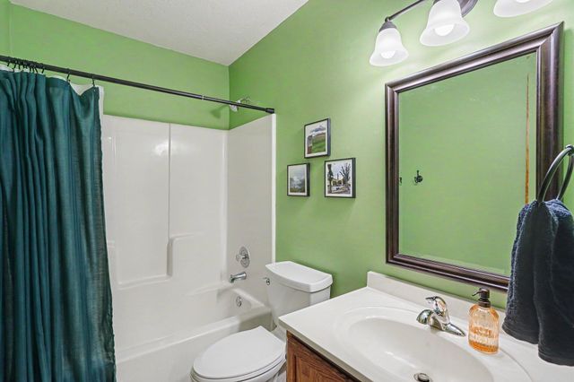 7778 Glenda Court, Apple Valley, MN 55107