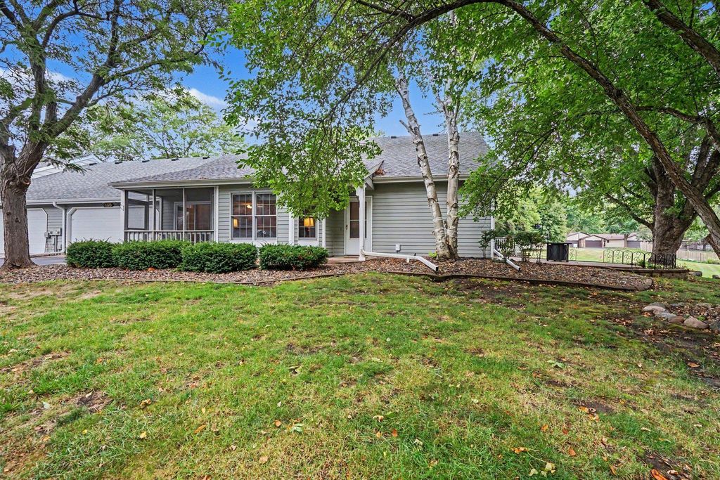 7778 Glenda Court, Apple Valley, MN 55107 — photo 3