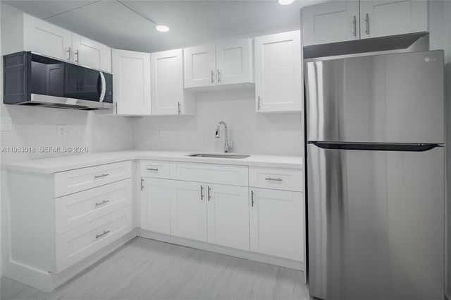 595 NW 139th Ter 2, North Miami, FL 33168