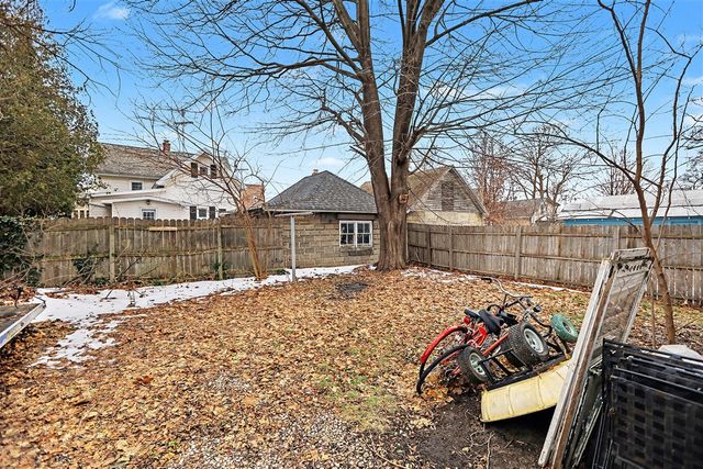 88 Greenbush Street, Manistee, MI 49660