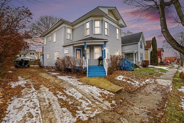 88 Greenbush Street, Manistee, MI 49660