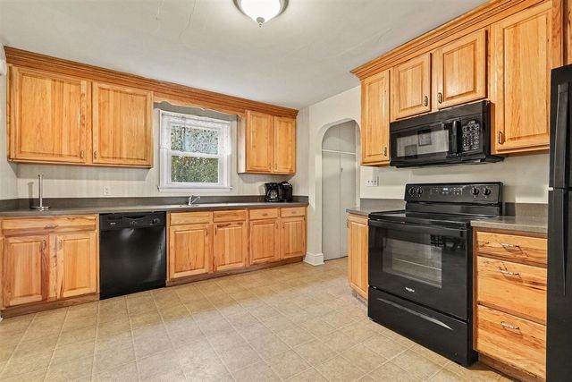 88 Greenbush Street, Manistee, MI 49660