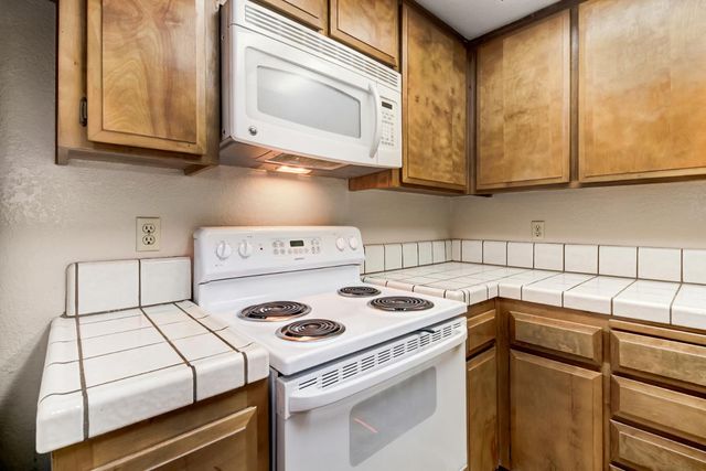 7711 Juan Way, Fair Oaks, CA 95628