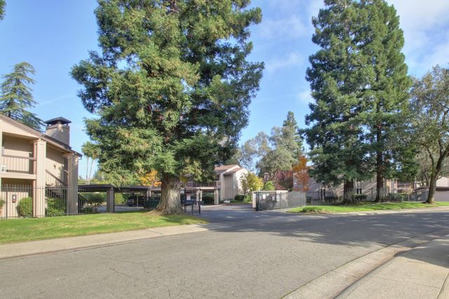 7711 Juan Way, Fair Oaks, CA 95628