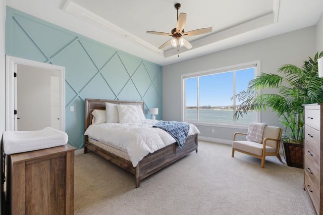 4929 W Wavecrest Cir, Wichita, KS 67205