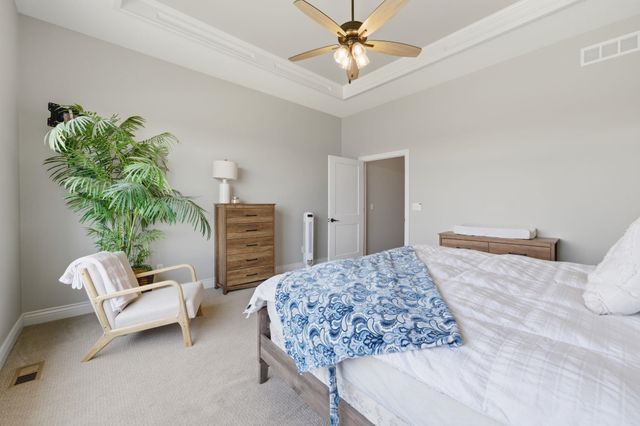 4929 W Wavecrest Cir, Wichita, KS 67205