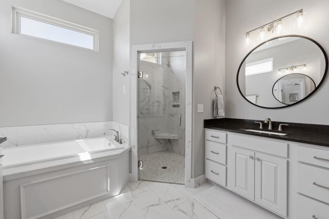 4929 W Wavecrest Cir, Wichita, KS 67205