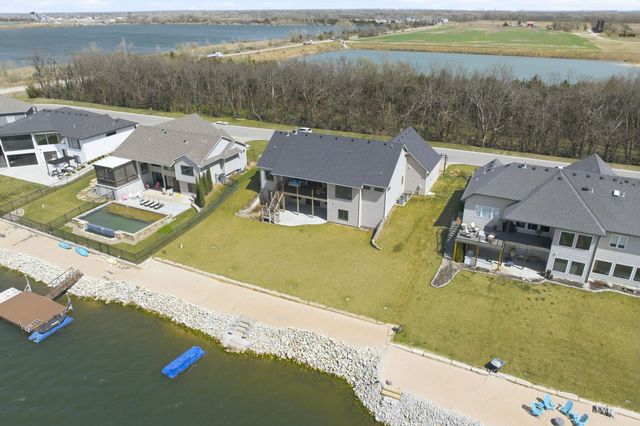 4929 W Wavecrest Cir, Wichita, KS 67205