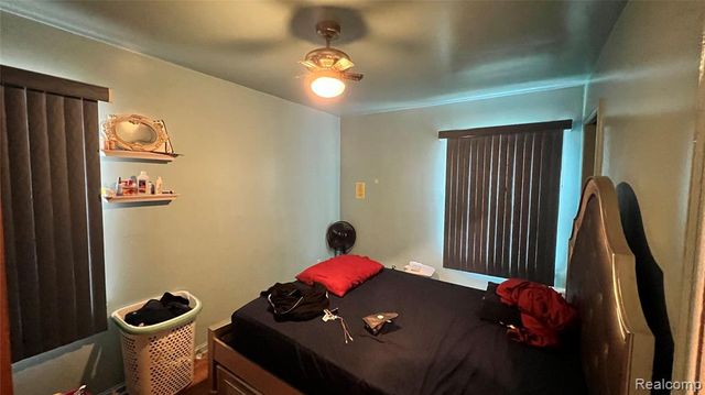 20236 Spencer Street, Detroit, MI 48234