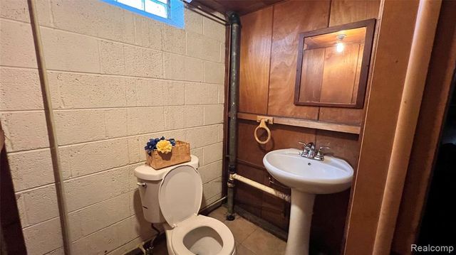 20236 Spencer Street, Detroit, MI 48234