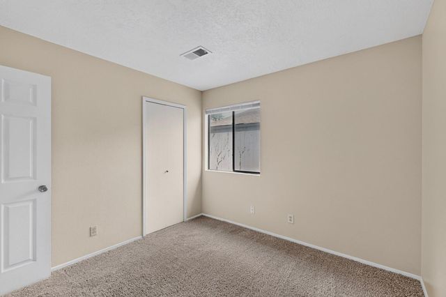 4832 Platinum Loop NE, Rio Rancho, NM 87124